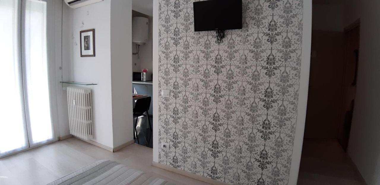 Manzoni Residence Комо Екстериор снимка
