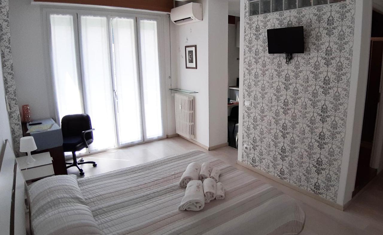 Manzoni Residence Комо Екстериор снимка